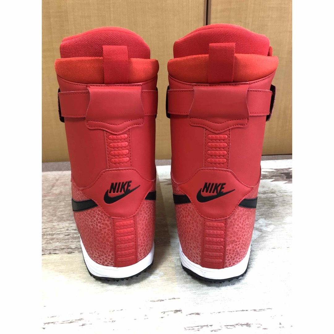 NIKE(ナイキ)のナイキNIKE SBスノーボードブーツZOOM FORCE １　レア　美品状態良 スポーツ/アウトドアのスノーボード(ブーツ)の商品写真