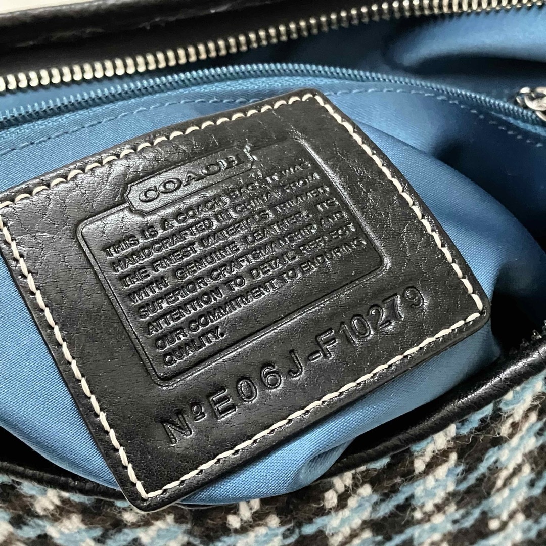 COACH(コーチ)のCOACH✨コーチ ワンショルダー　ハンドバッグ　 チェック柄　 レディースのバッグ(ハンドバッグ)の商品写真