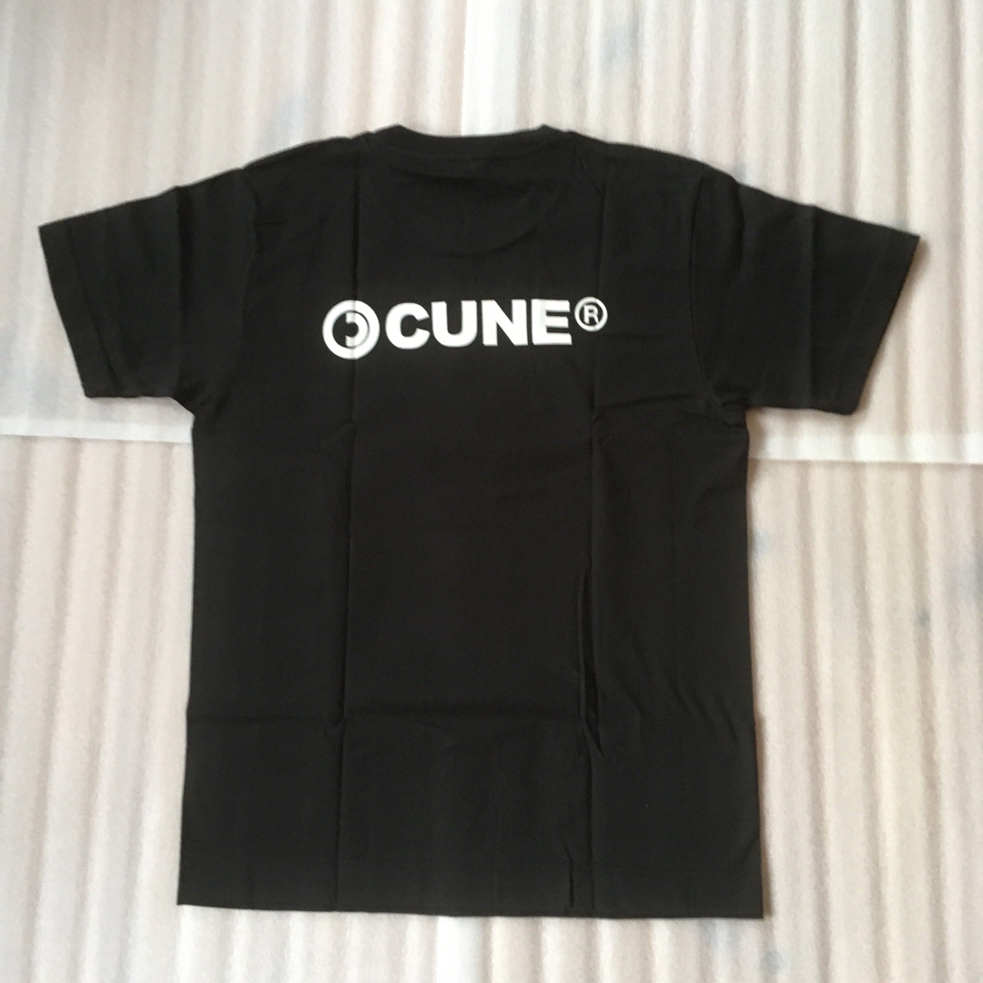 CUNE(キューン)のCUEN キューン　20周年限定　うさぎ20匹Tシャツ　Sサイズ メンズのトップス(Tシャツ/カットソー(半袖/袖なし))の商品写真