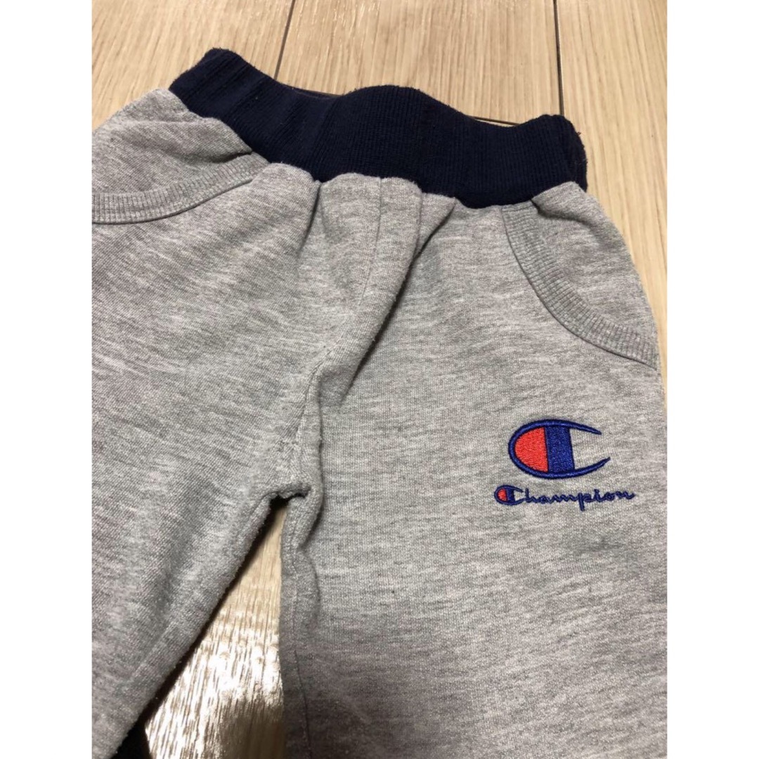 Champion(チャンピオン)の【チャンピオン】90㎝　スウェットパンツ　2枚セット キッズ/ベビー/マタニティのキッズ服男の子用(90cm~)(パンツ/スパッツ)の商品写真