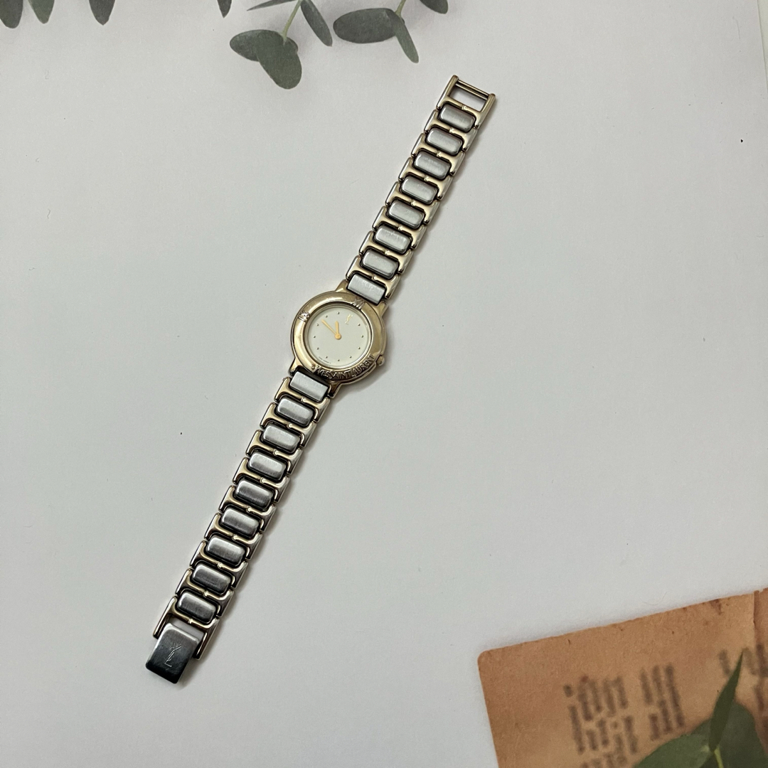 Yves Saint Laurent(イヴサンローラン)のYves Saint Laurent✨イブサンローラン 時計　腕時計　コンビ　 レディースのファッション小物(腕時計)の商品写真