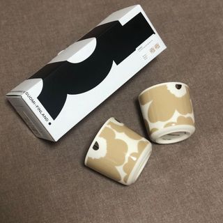 マリメッコ(marimekko)のマリメッコ【marimekko】ウニッコ・マグ　（ホワイト×ベージュ×シルバー）(食器)