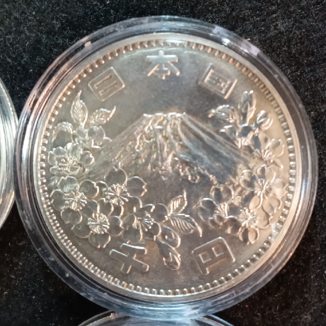 銀貨　東京オリンピック1.000円銀貨　silver925　カプセル極美品銀貨 エンタメ/ホビーの美術品/アンティーク(金属工芸)の商品写真