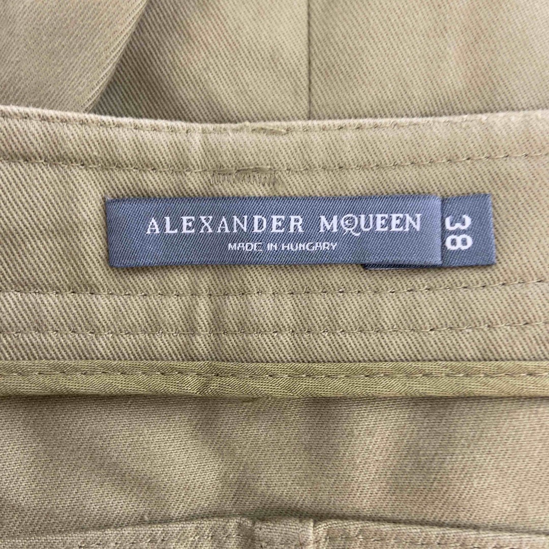 Alexander McQueen(アレキサンダーマックイーン)のAlexander McQueen アレキサンダーマックイーン レディース ミニスカート カーキ レディースのスカート(ひざ丈スカート)の商品写真