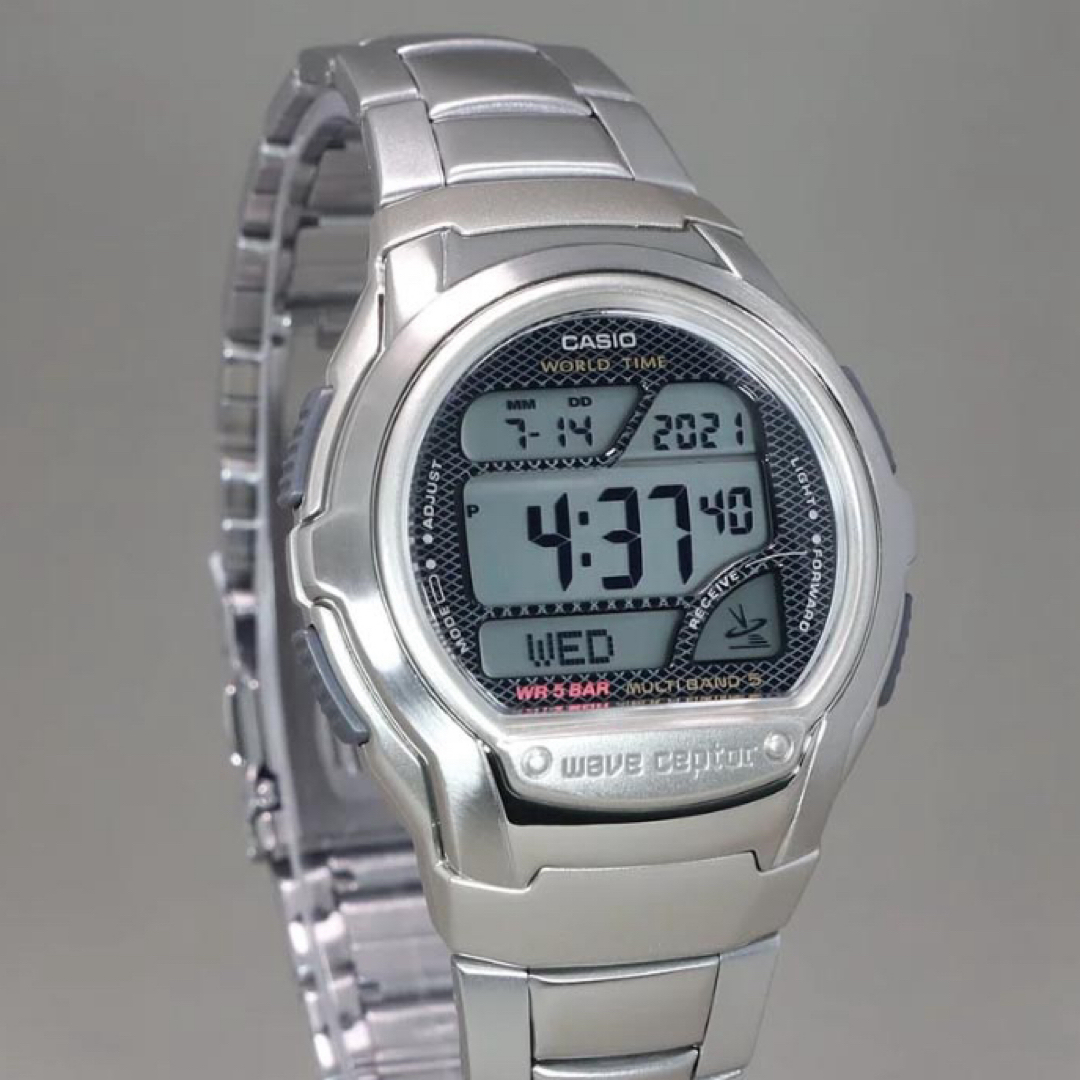 CASIO(カシオ)のカシオ デジタル腕時計　国内正規品新品　レトロデザイン　ステンレス電波時計モデル メンズの時計(腕時計(デジタル))の商品写真