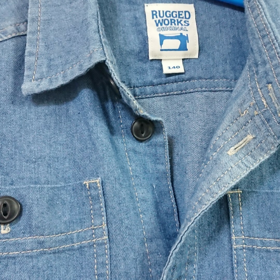 RUGGEDWORKS(ラゲッドワークス)のラゲッドワークス デニムシャツ 140cm キッズ/ベビー/マタニティのキッズ服男の子用(90cm~)(ブラウス)の商品写真