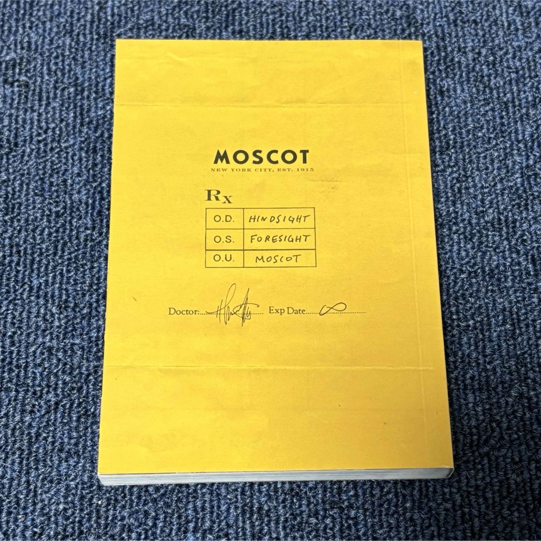 MOSCOT(モスコット)のMOSCOT モスコットカタログ　老舗メガネ、サングラスメーカー　限定価格　希少 メンズのファッション小物(サングラス/メガネ)の商品写真