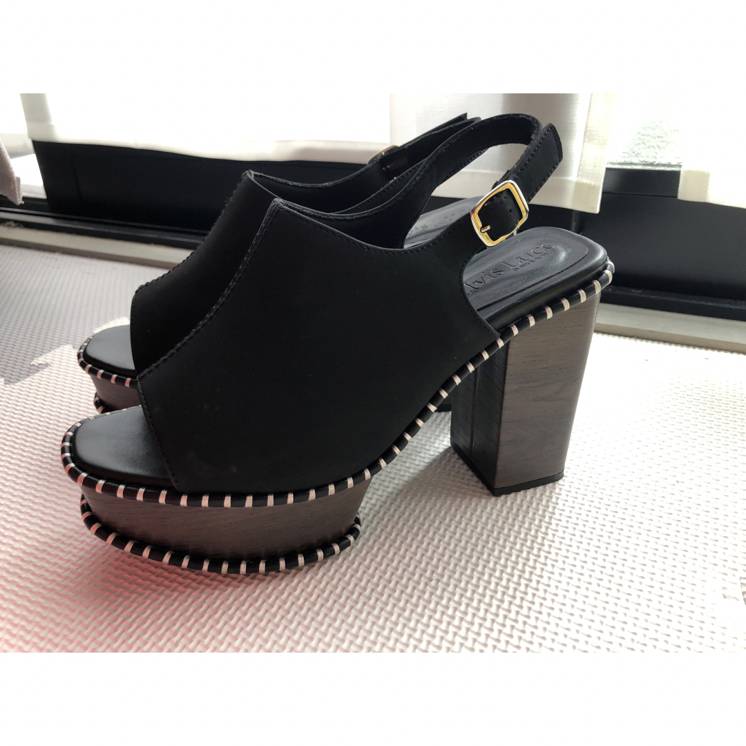 moussy(マウジー)のmoussy limited WOODEN SOLE サボ似　新品同様 レディースの靴/シューズ(サンダル)の商品写真