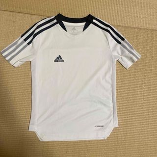 アディダス(adidas)のadidas 半袖　130(Tシャツ/カットソー)