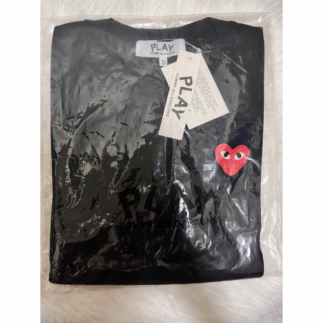 コムデギャルソン　play TシャツCOMME des GARCONS プレイ レディースのトップス(Tシャツ(半袖/袖なし))の商品写真