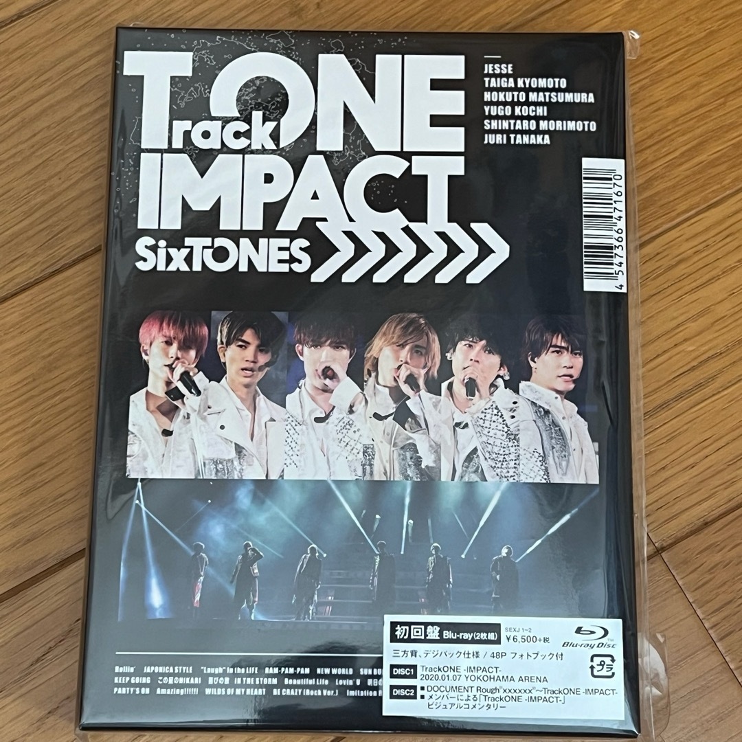 TrackONE -IMPACT- (初回盤 Blu-ray)【Blu-ray】 エンタメ/ホビーのDVD/ブルーレイ(ミュージック)の商品写真