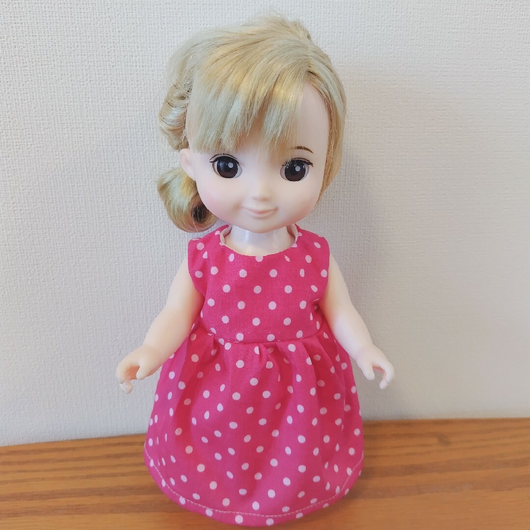 【2】メルちゃんサイズ ワンピース ピンク ハンドメイドのぬいぐるみ/人形(人形)の商品写真