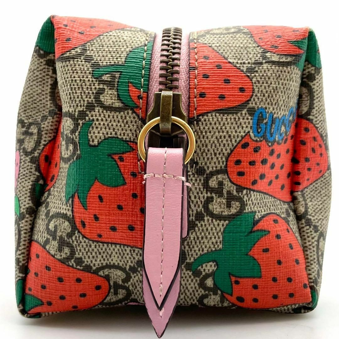 Gucci(グッチ)の★美品 GUCCI グッチ ポーチ 苺 PVC GGスプリーム フルーツ ジップ レディースのファッション小物(ポーチ)の商品写真