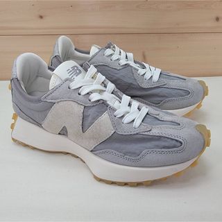 New Balance - ニューバランス MS327KA1 グレー/ガム 22.5㎝の New Balance - ニューバランス MS327KA1 グレー/ガム 22.5㎝の