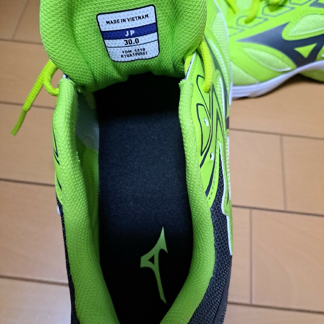 MIZUNO(ミズノ)のミズノ　スニーカー　30cm メンズの靴/シューズ(スニーカー)の商品写真