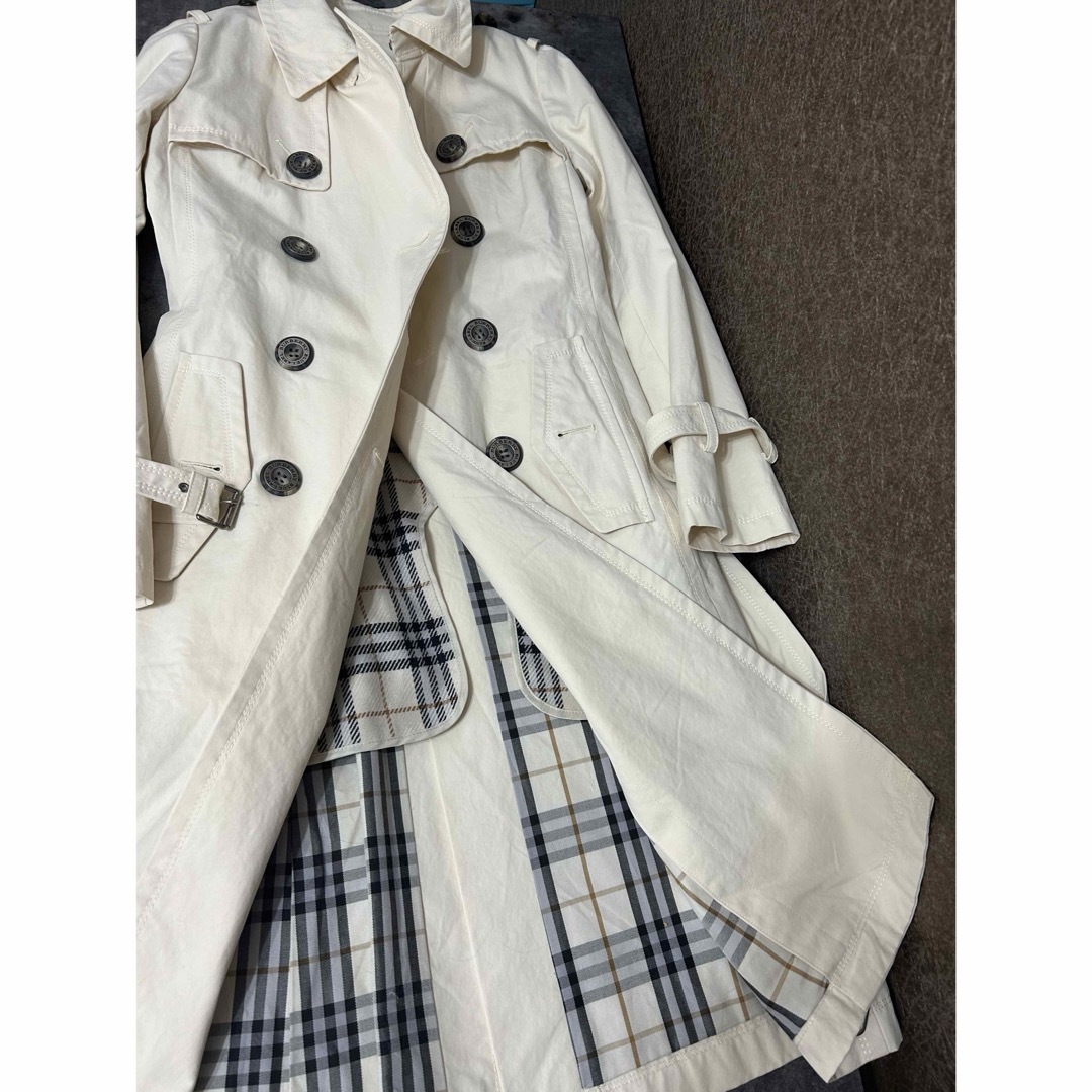 BURBERRY(バーバリー)のバーバリー　トレンチコート　美品　36サイズ レディースのジャケット/アウター(トレンチコート)の商品写真