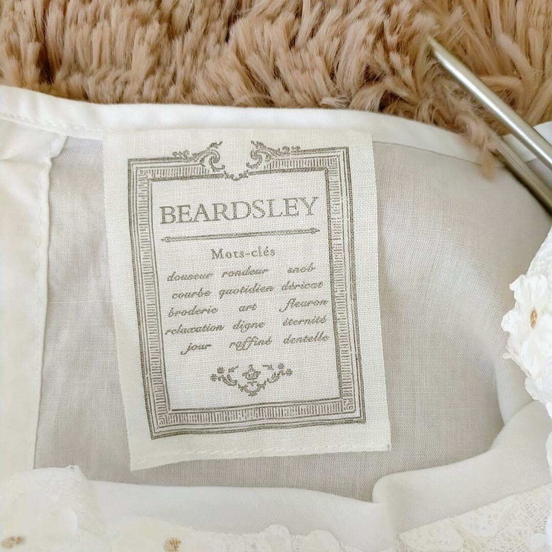 BEARDSLEY(ビアズリー)のきよりん様ご専用です　ビアズリー　レース　七分袖ブラウス レディースのトップス(シャツ/ブラウス(長袖/七分))の商品写真