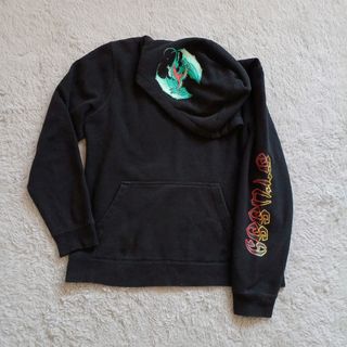 ステューシー(STUSSY)のSTUSSY プルオーバーパーカー ドラゴンプリント　龍　黒(パーカー)