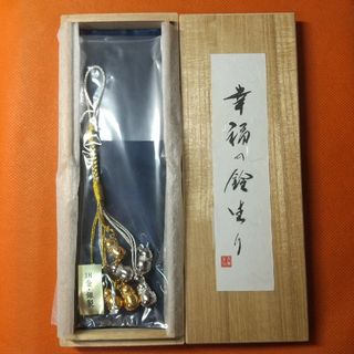 金・銀製　鈴形キーホルダー(キーホルダー)