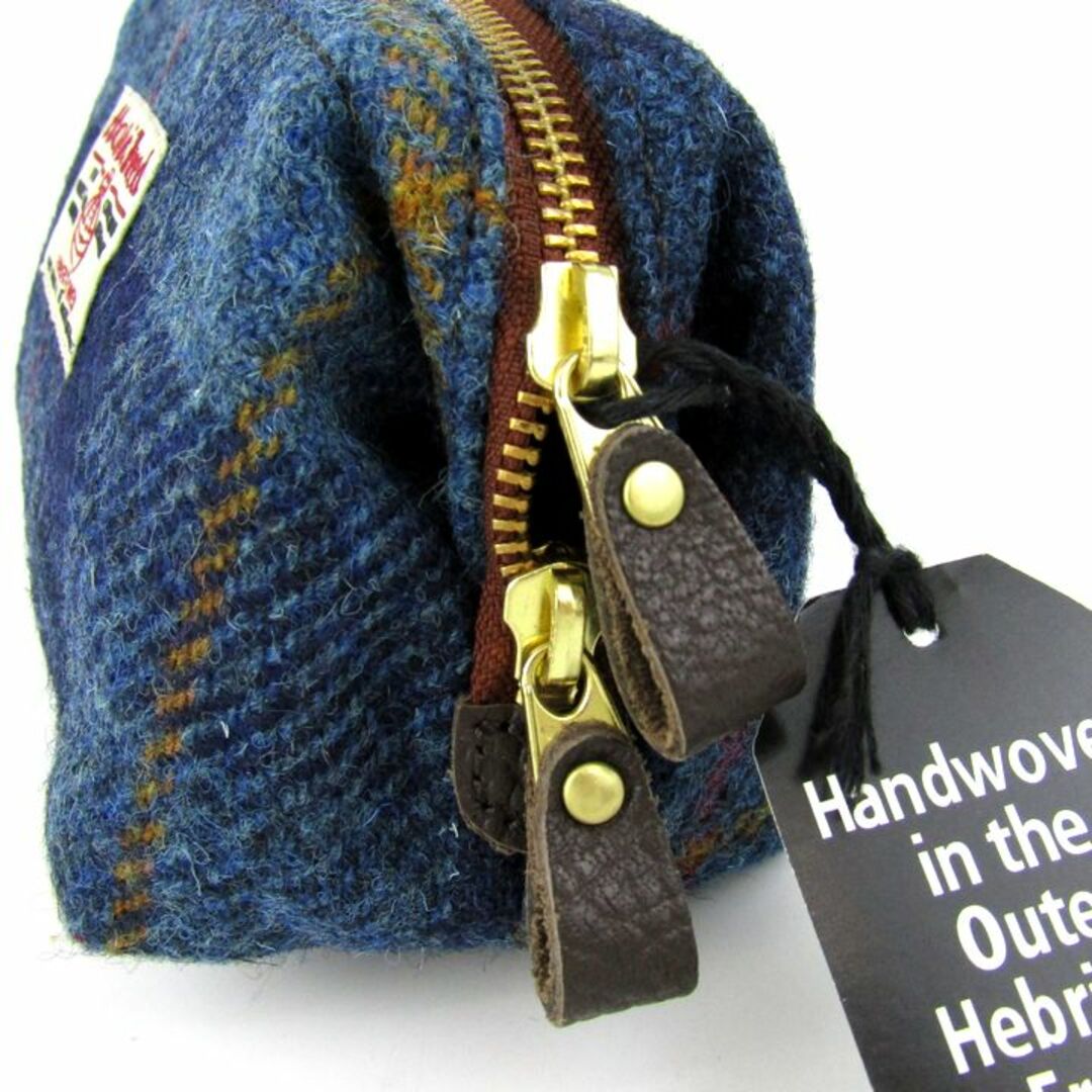 Harris Tweed(ハリスツイード)のハリスツイード ポーチ 未使用 チェック柄 ラウンドファスナー 小物入れ ブランド レディース ネイビー HARRIS TWEED レディースのファッション小物(ポーチ)の商品写真