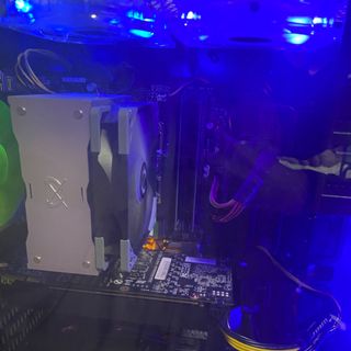 早い者勝ち！性能◎ゲーミングPC！