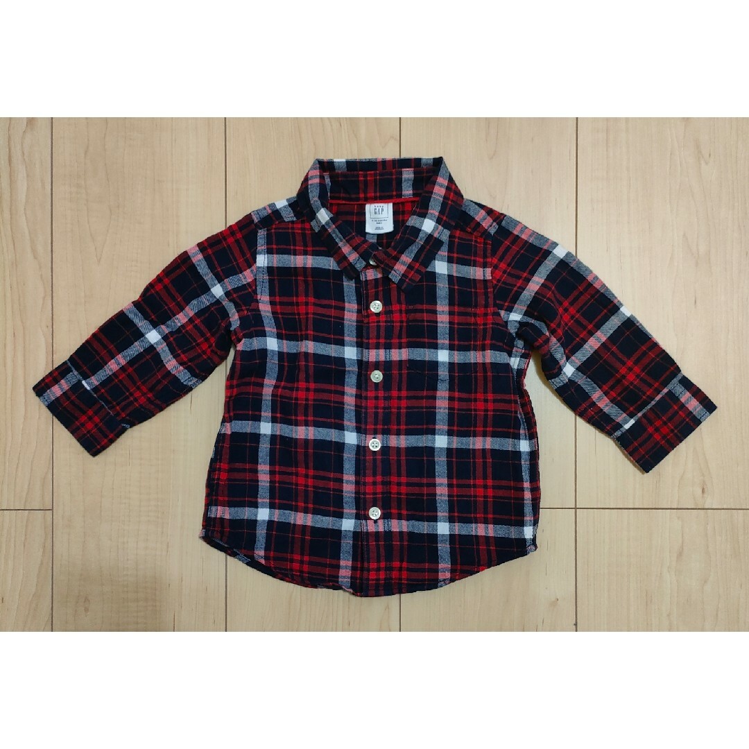 babyGAP(ベビーギャップ)のbabyGAP シャツ 70 キッズ/ベビー/マタニティのベビー服(~85cm)(シャツ/カットソー)の商品写真