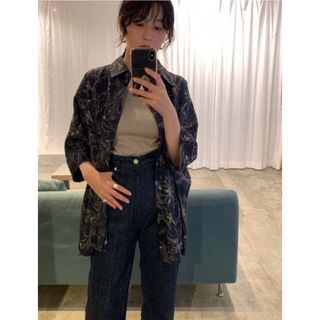 クラネ(CLANE)のCLANE  LINE FLOWER OVER SHIRT ネイビー(シャツ/ブラウス(半袖/袖なし))