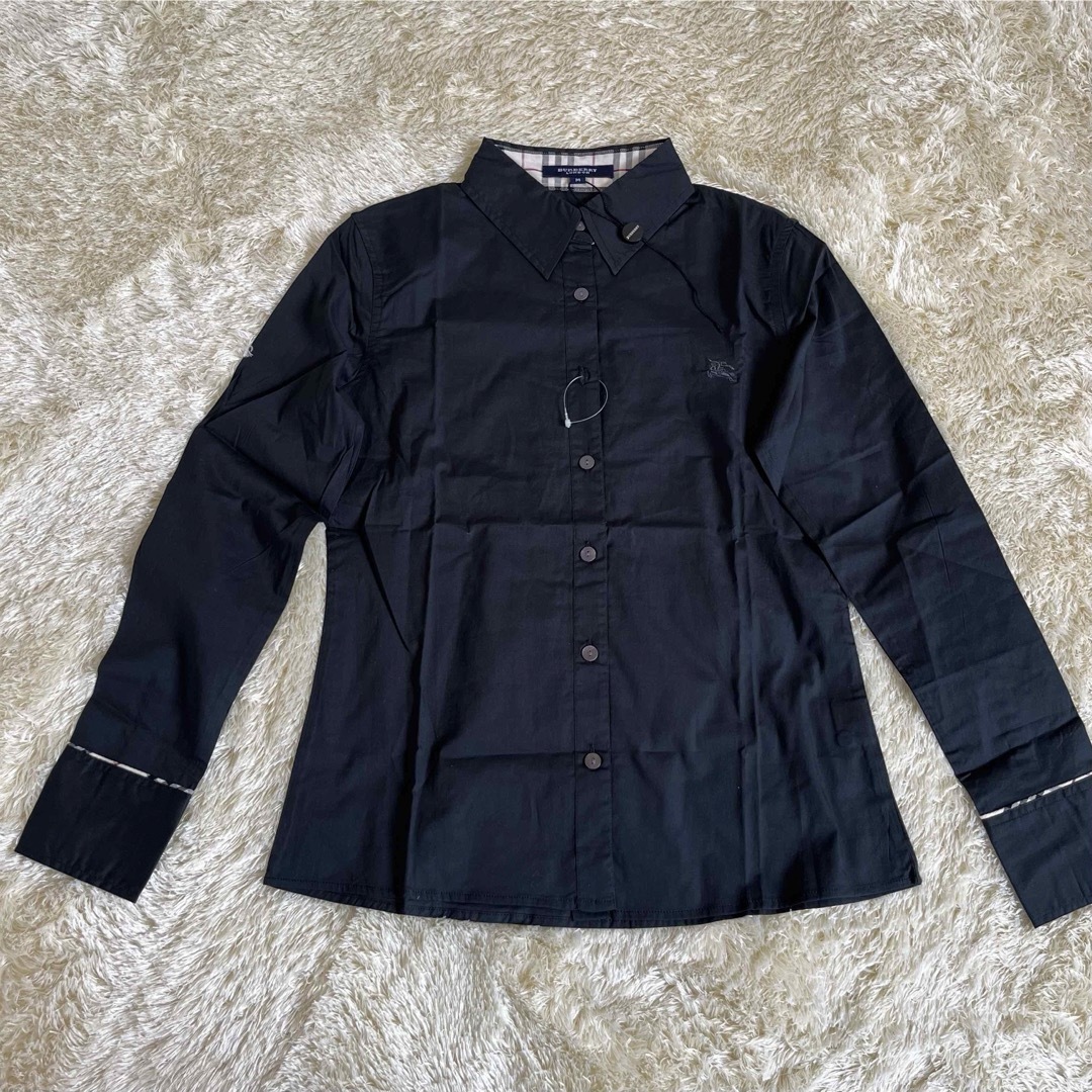 BURBERRY(バーバリー)の新品未使用　BURBERRY バーバリー ロンドン　長袖シャツ黒　M レディースのトップス(シャツ/ブラウス(長袖/七分))の商品写真