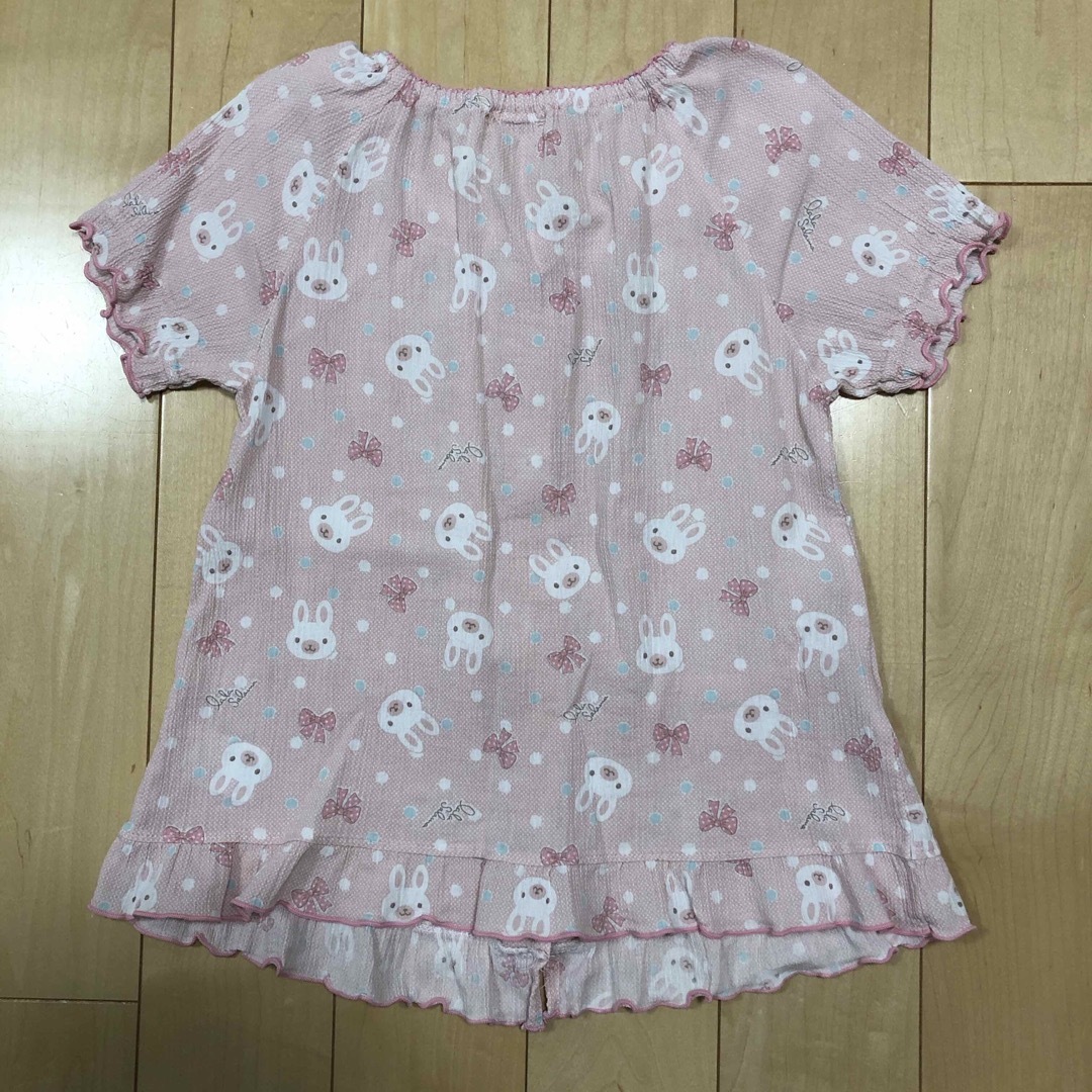 キッズ　120 夏物　ウサギ柄　半袖パジャマ　セット　 キッズ/ベビー/マタニティのキッズ服女の子用(90cm~)(パジャマ)の商品写真