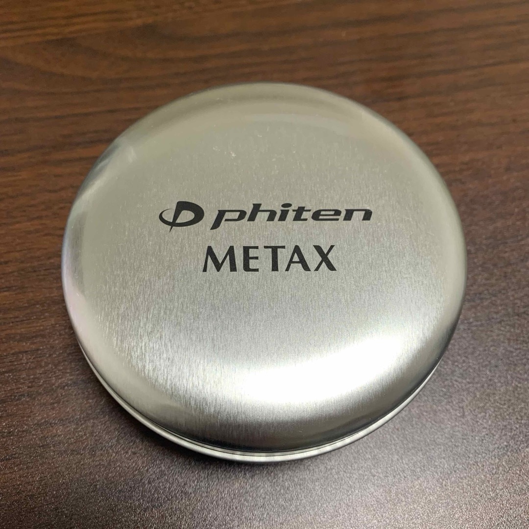 ファイテン phiten metax  缶 インテリア/住まい/日用品のインテリア小物(小物入れ)の商品写真