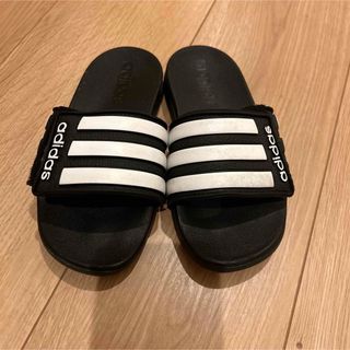 アディダス(adidas)のadidas サンダル　17.5㎝(サンダル)