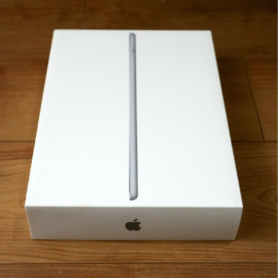 Apple(アップル)のiPad 第6世代 Wi-Fi 32GB スペースグレイ MR7F2J/A ④ スマホ/家電/カメラのPC/タブレット(タブレット)の商品写真