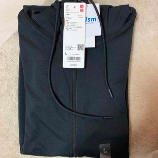 ユニクロ(UNIQLO)のユニクロ　メッシュパーカー　L(パーカー)