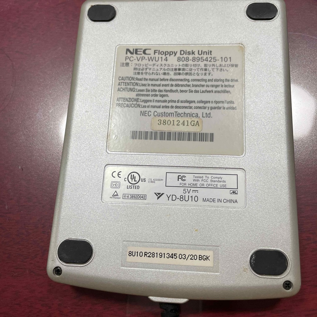 NEC(エヌイーシー)のNEC フロッピー　ディスク　ユニット スマホ/家電/カメラのPC/タブレット(PC周辺機器)の商品写真