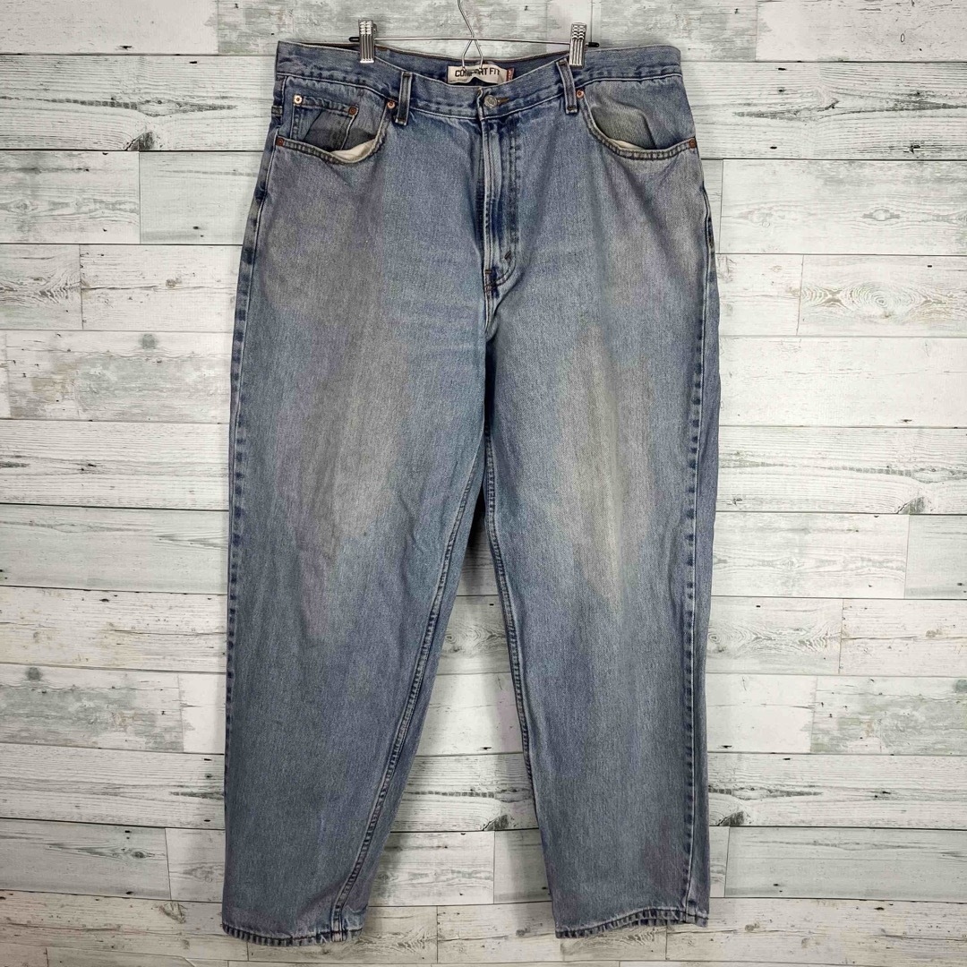 Levi's(リーバイス)のLevi's リーバイス560 w40 ライトブルー デニムパンツ メンズのパンツ(デニム/ジーンズ)の商品写真