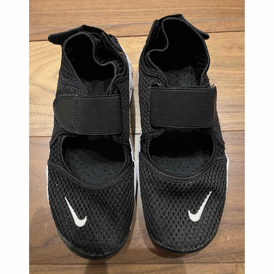 NIKE(ナイキ)のナイキエアリフト キッズ/ベビー/マタニティのキッズ靴/シューズ(15cm~)(サンダル)の商品写真