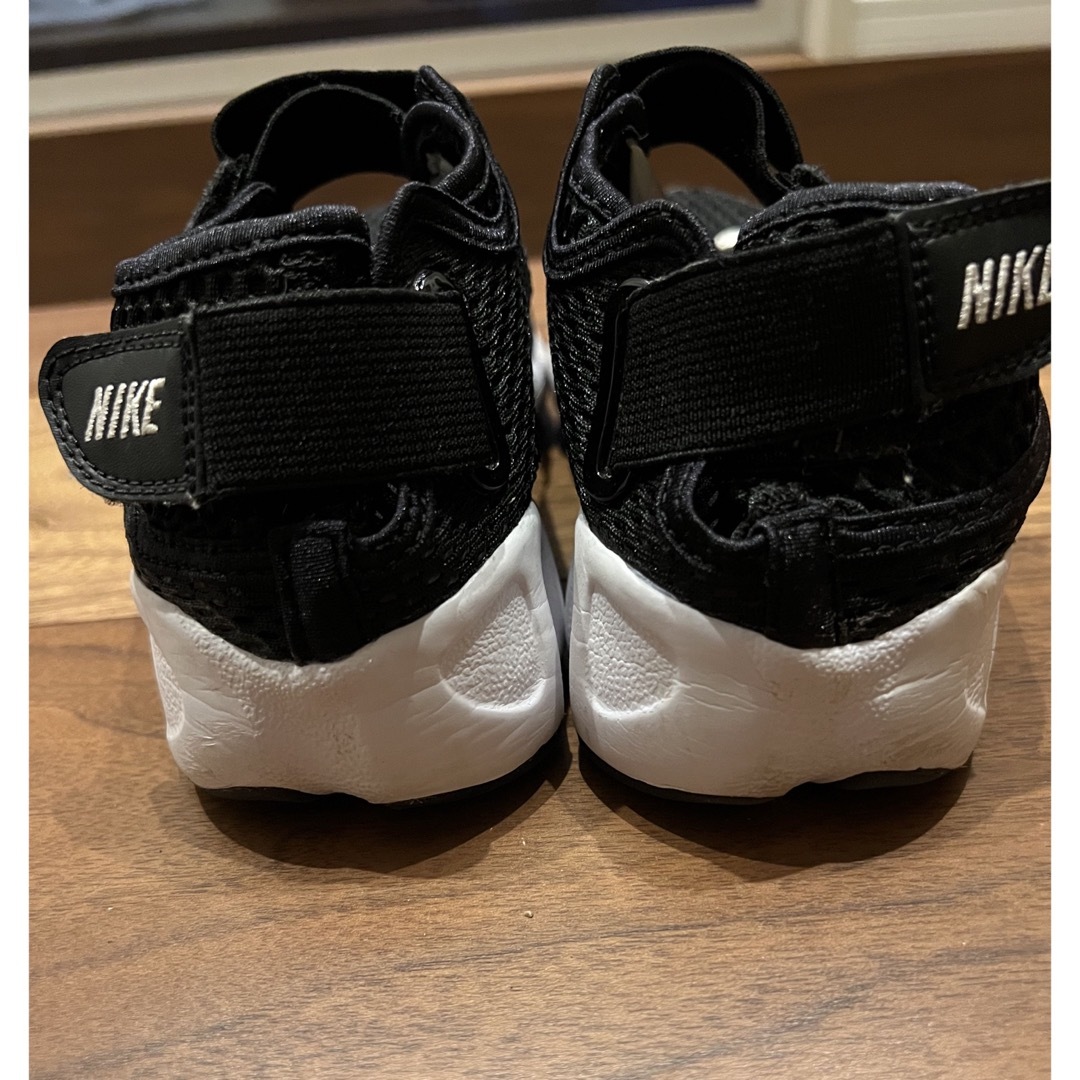 NIKE(ナイキ)のナイキエアリフト キッズ/ベビー/マタニティのキッズ靴/シューズ(15cm~)(サンダル)の商品写真