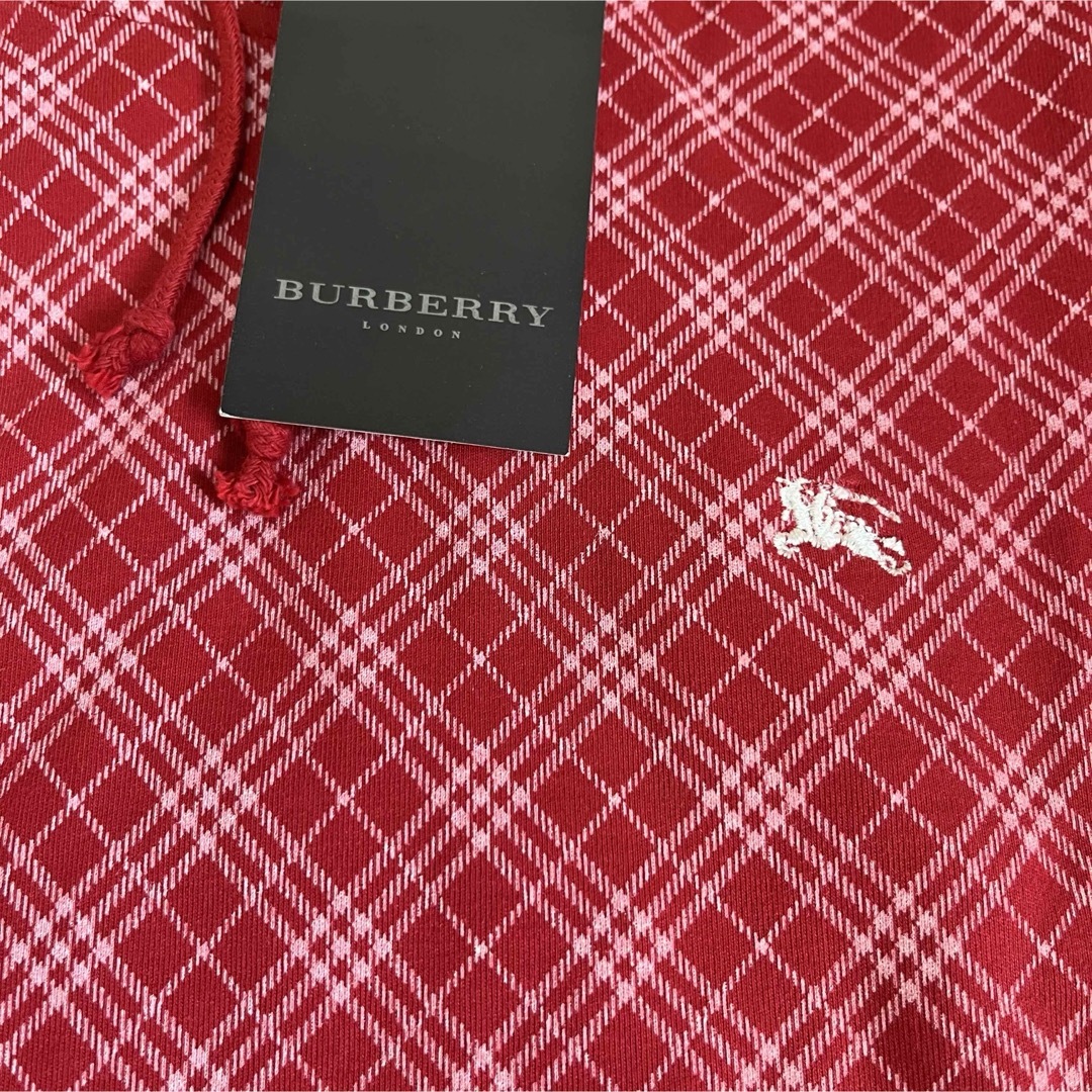 BURBERRY(バーバリー)の新品未使用　BURBERRY バーバリー ロンドン　チェックパーカー　M レディースのトップス(パーカー)の商品写真