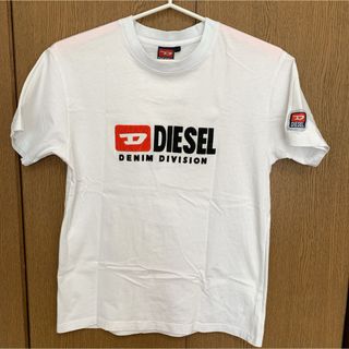 ディーゼル(DIESEL)のdiesel   Tシャツ　白　ユニセックス(Tシャツ(半袖/袖なし))