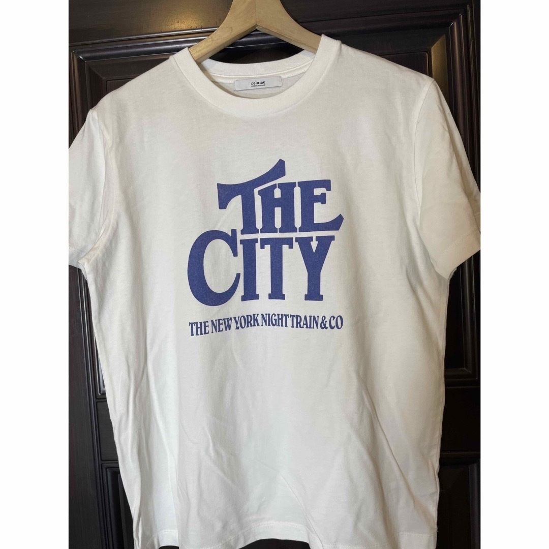 JOURNAL STANDARD relume(ジャーナルスタンダードレリューム)のJOURNAL STANDARD relume CITYロゴTEE レディースのトップス(Tシャツ(半袖/袖なし))の商品写真