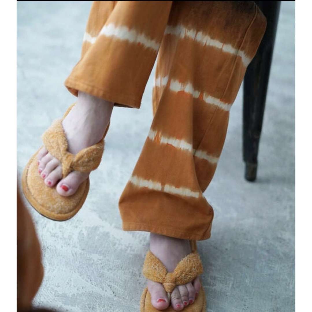 FUMIKA_UCHIDA(フミカウチダ)のFUMIKA UCHIDA PILE SUEDE SANDALS ビーチサンダル レディースの靴/シューズ(サンダル)の商品写真