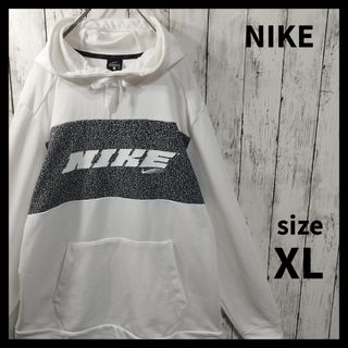 ナイキ(NIKE)の【NIKE】Big Logo Hoodie　D357(パーカー)