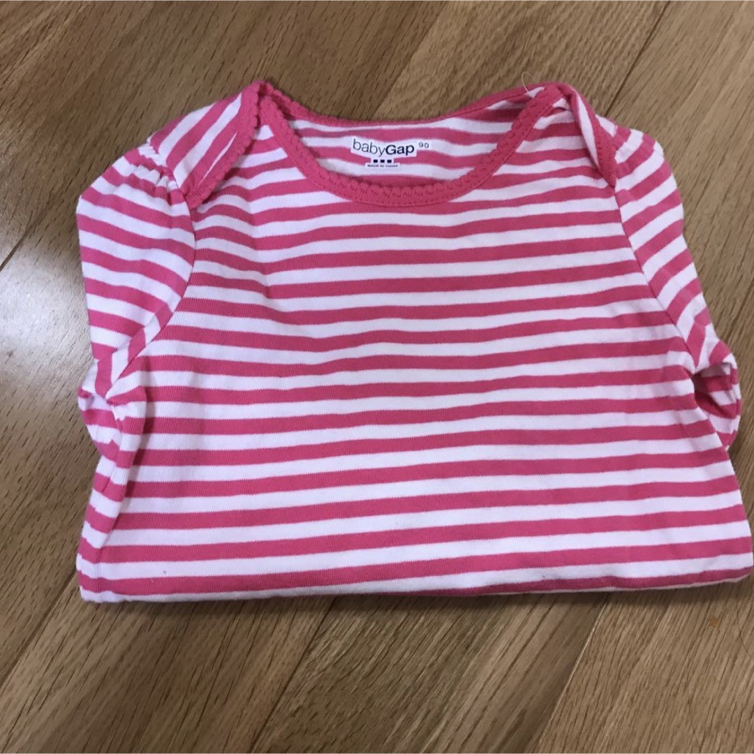 babyGAP(ベビーギャップ)のピンクロンパース　新品未使用タグ付き　ボーダー　ベビーギャップ　可愛い　女の子服 キッズ/ベビー/マタニティのベビー服(~85cm)(ロンパース)の商品写真