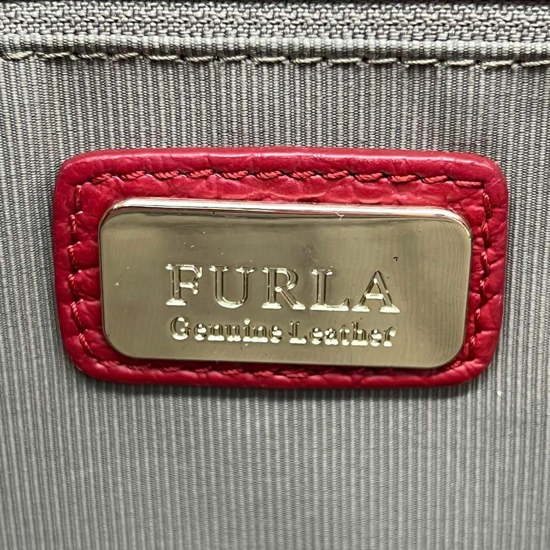 Furla(フルラ)の✨️美品✨️FURLA Flo ハンドバッグ 2way ショルダーバッグ レッド レディースのバッグ(ハンドバッグ)の商品写真