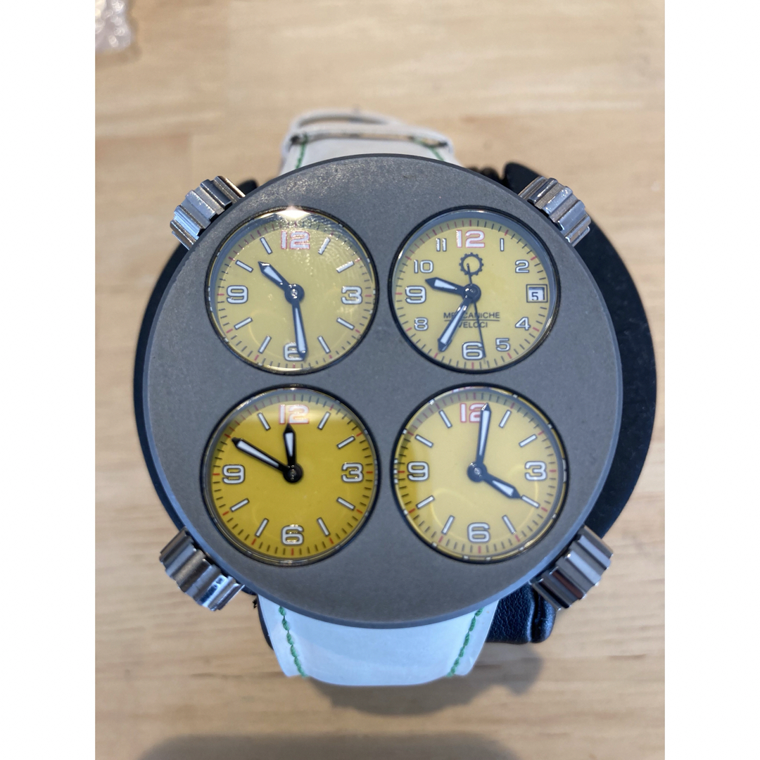 腕時計 MECCANICHE VELOCI(メカニケヴェローチ)の通販 by ゆー 腕時計 MECCANICHE VELOCI(メカニケヴェローチ)の通販 by ゆー