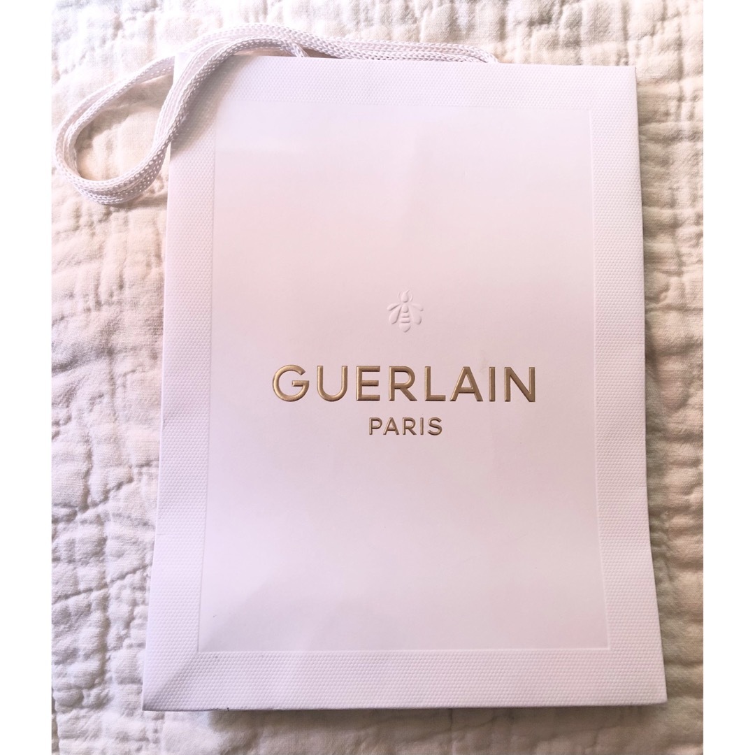 GUERLAIN(ゲラン)の【送料無料❗️】GUERLAIN ゲラン ショッパー ショップ袋 紙袋 3枚 レディースのバッグ(ショップ袋)の商品写真