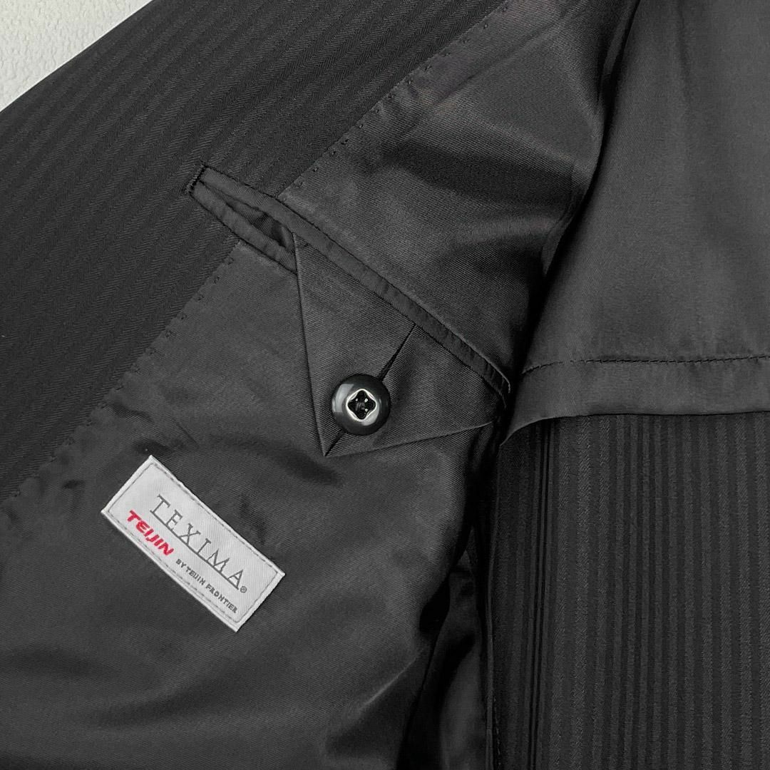 美品✨未使用 A5サイズ 2ツボタンスーツ ノータック オールシーズン対応 黒 メンズのスーツ(セットアップ)の商品写真