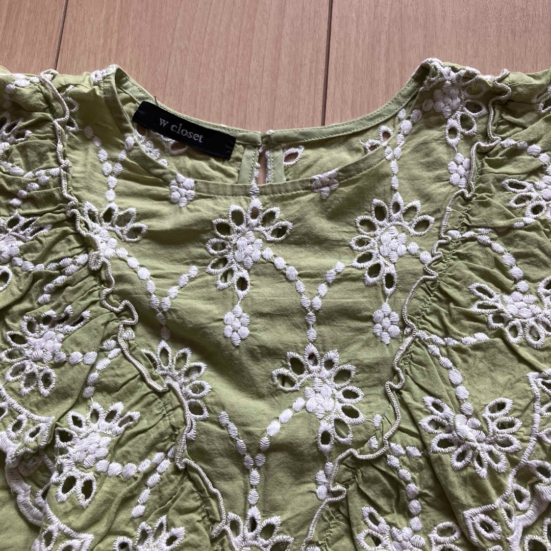 w closet(ダブルクローゼット)の⑤w closet ノースリーブ ブラウス チュニック カットワーク 刺繍 M レディースのトップス(シャツ/ブラウス(半袖/袖なし))の商品写真