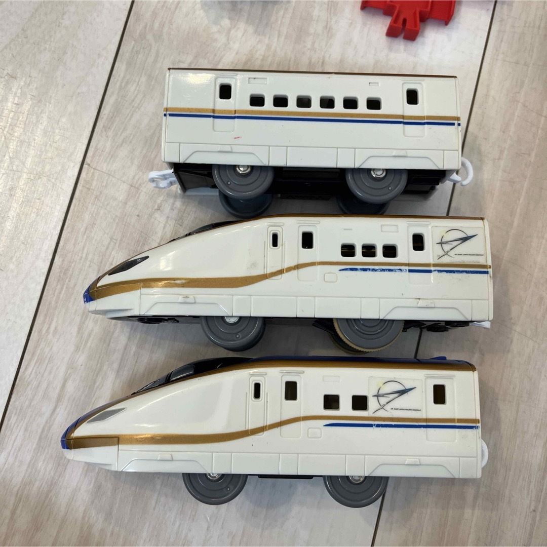 Takara Tomy(タカラトミー)のライト付　E7系新幹線かがやきベーシックセット　プラレール　新幹線　タカラトミー キッズ/ベビー/マタニティのおもちゃ(電車のおもちゃ/車)の商品写真