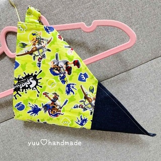 スプラトゥーン　三角巾　Mサイズ　ハンドメイド(バッグ/レッスンバッグ)